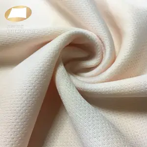 Tissu en polyester microfibre