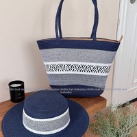 Neues Bohemian-Style Urlaubsset: Gestreifte Farbblock-Zweischultertasche mit Reißverschluss und Strohhut für Damen