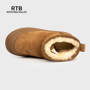 Botas de nieve de invierno de gamuza impermeable y piel de lana de una pieza antideslizante Casual clásico versátil zapatos Uggs - Product Image 5