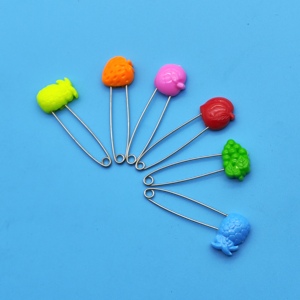 Approvisionnement d'usine 55mm pas cher coloré <span class=keywords><strong>fantaisie</strong></span> bébé fruits couche <span class=keywords><strong>épingle</strong></span> de sûreté - Product Image 6