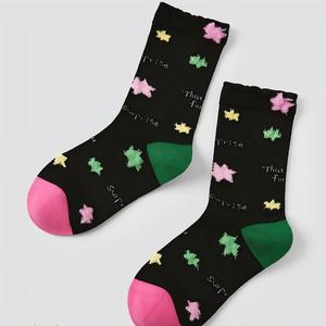 Calcetines <span class=keywords><strong>de</strong></span> Moda con Diseño <span class=keywords><strong>de</strong></span> Estrellas, Bordado Suave, Tejido con Bloques <span class=keywords><strong>de</strong></span> Color, Comodidad Durante Todo el Día, Calcetines <span class=keywords><strong>de</strong></span> Estilo Urbano para Mujeres y Niñas - Product Image 1