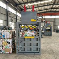 Compacteur vertical hydraulique pour déchets, idéal pour le compactage de plastique, feuilles, carton et canettes en aluminium