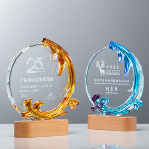 Trofeo creativo personalizado con base de <span class=keywords><strong>haya</strong></span> brillante, trofeo de cristal esmaltado, premio de cristal de gama alta con trofeo de luz - Product Image 2