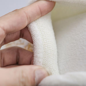 कम कीमत वाले थोक कमरे अनुकूलित डिस्पोजेबल चप्पल कढ़ाई होटल के लिए मखमली चप्पल - Product Image 3