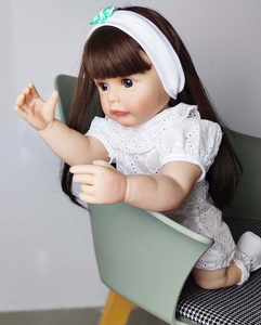 Poupées Bébé <span class=keywords><strong>Reborn</strong></span> Réalistes Noires en Vinyle Faites à la Main, Modèle de Jouet Souple 3D Peint avec Yeux Ouverts et Cheveux Changeables - Product Image 4