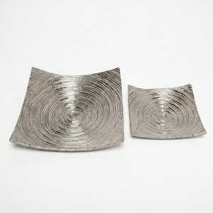 Plateau de service carré de luxe moderne en aluminium poli fait main, lot de 2, multifonctionnel, pour table, vase, mariage, fête, maison - Product Image 1