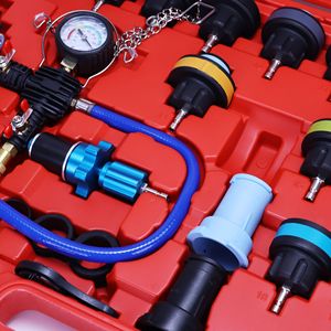 Kit de 34 piezas para pruebas de presión del radiador del coche con manómetro y herramientas para el sistema de refrigeración para mantenimiento automotriz - Product Image 2
