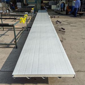 Besino Qingdao Panel sándwich de Pu de 50mm Panel sándwich de Pu de techo de <span class=keywords><strong>aislamiento</strong></span> de alta calidad Panel sándwich ignífugo para construcción - Product Image 4