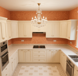 Dapur berbentuk U bergaya klasik: cabinetri berwarna krim, Backsplash hiasan, zona memasak terintegrasi, unit Oven bawaan - Product Image 2