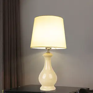Post Moderne Bedkamer Linnen Schaduw En Binnenshuis Decor Tafellampen Glazen Tafellamp Creatieve Rose Goud Luxe Tafellamp