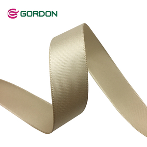 <span class=keywords><strong>Ruban</strong></span> de <span class=keywords><strong>satin</strong></span> double face <span class=keywords><strong>en</strong></span> polyester multicolore de 10 mm, <span class=keywords><strong>pas</strong></span> <span class=keywords><strong>cher</strong></span>, <span class=keywords><strong>en</strong></span> gros, de l'usine Gordonribbon - Product Image 5