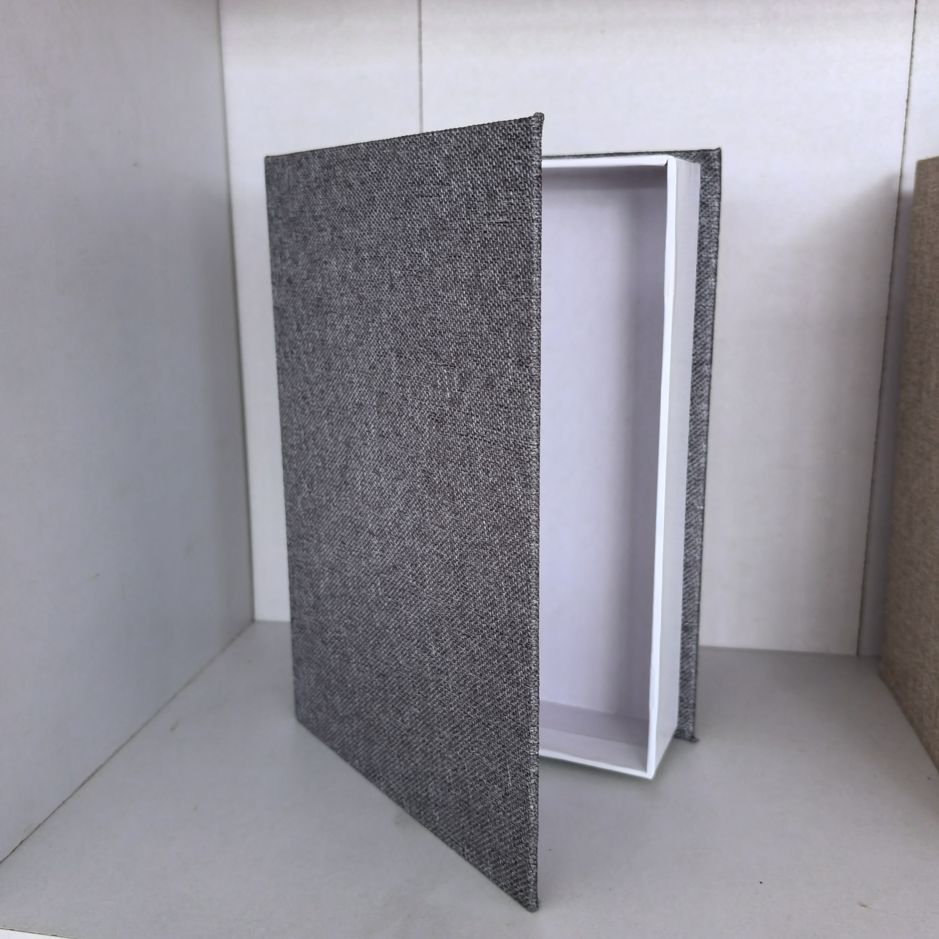 Caja de almacenamiento individual gris lino