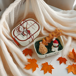 Novedad vela perfumada hecha a mano caja de velas de Navidad decoración de fiesta en casa sin humo vela de diseño de logotipo personalizado - Product Image 1