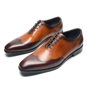 Chaussures Oxford pour hommes de style britannique 2026, en cuir, avec gravures italiennes, à enfiler, rehaussantes, pour le bureau, la carrière, formelles et décontractées - Product Image 2