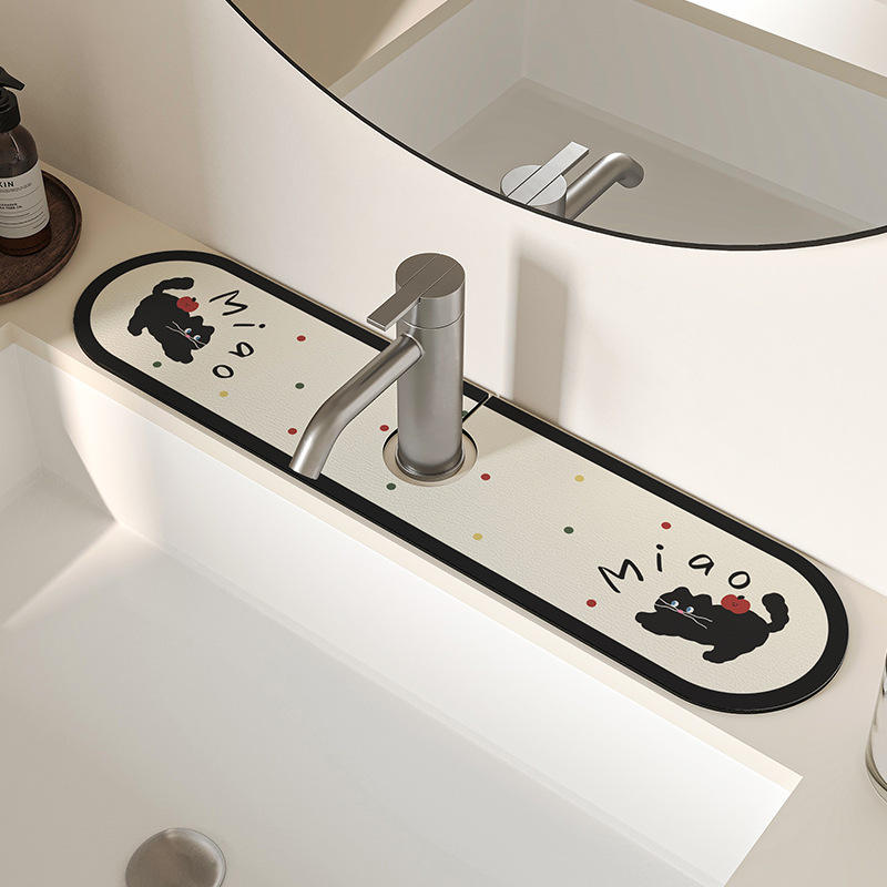 Sweetheart pie polo dot kitten