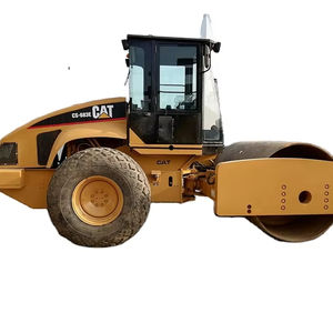 Rodillo Compactador de Neumáticos de Un Solo Tambor Usado Dynapac CS683E Caterpillar, Componentes Principales de la Bomba, Certificado CE ISO, Modelo 2017, Motor Diésel en Venta - Product Image 1