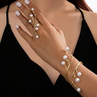 Conjunto de Anillo y Pulsera de Aleación con Perlas Geométricas y Cadena Trenzada para Mujer, Certificado CE, Ideal para Regalo de Boda o Fiesta