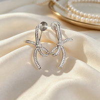Pendientes de Clip con Lazo Brillante, Cristales y Diamantes de Imitación, Bañados en Plata, Hipoalergénicos, Joyería Elegante para Mujer, para Bodas