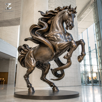 Sculpture de cheval en bronze, artisanat métallique, moulage à la cire perdue, statue animale personnalisée pour la décoration d'une villa de luxe, d'un jardin ou d'une entrée d'hôtel