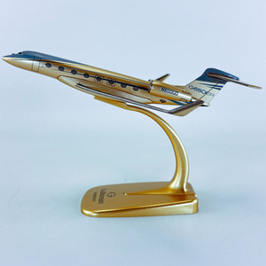 Modèle d'avion en alliage métallique moulé sous pression Gulfstream G650 de 16 cm, doré, pour exposition, fourni directement par l'usine - Product Image 3