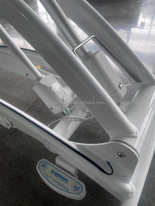 Mesa de rehabilitación de cama de <span class=keywords><strong>manipulación</strong></span> de ajuste eléctrico multisección para terapia deportiva y alivio del dolor - Product Image 5