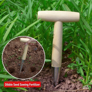 Sembrador con mango de madera en forma de T y punta metálica, herramienta de jardín para siembra de semillas y fertilizante - Product Image 1