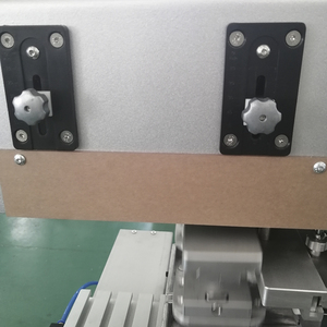 Machine d'impression semi-automatique à haute efficacité pour imprimante de tampons d'estampage à chaud en cuir 1 couleur - Product Image 3