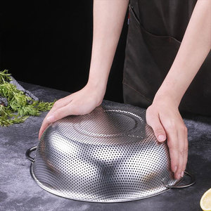 Panier égouttoir en acier inoxydable durable de 16,5 à 31,5 cm <span class=keywords><strong>avec</strong></span> élégante double poignée, passoires et égouttoirs en métal - Product Image 5