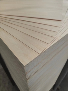 3mm 6mm E0 moderno impiallacciatura di betulla baltica Basswood colorato legno compensato per taglio Laser con pellicola protetta - Product Image 2