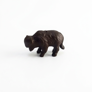 Sculpture d'animal en aluminium Buffalo, figurine d'art populaire marron foncé pour la décoration de la maison et du bureau/du bureau à domicile - Product Image 1