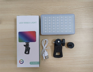 Buena LUZ DE Selfie multicolor recargable Mini Luz de vídeo RGB teléfono móvil cuadrado Selfie Led anillo de luz con Clip para <span class=keywords><strong>Youtube</strong></span> - Product Image 5