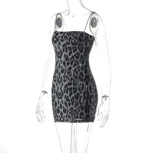 Mini abito con spalline e spalline con stampa leopardata - Product Image 5