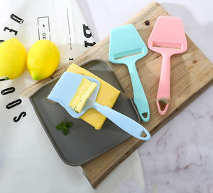 Cuchillo para Mantequilla LMK 127 al por Mayor, Utensilio de Cocina Multifuncional, Accesorios, Cortador de Queso de Plástico - Product Image 4