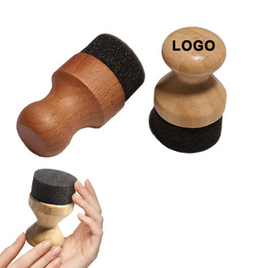Tabla de Cortar de Madera con Logotipo Personalizado, Cepillo Aplicador de Aceite y Cera para Cocina con Mango, Accesorios para Tablas de Cortar - Product Image 1