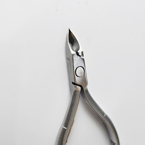 Alicates Profesionales de Acero Inoxidable para Cutículas, Cortaúñas para Uñas de Pies y Manos, Resistentes, Afilados, con Apertura de Mandíbula Ancha, para Manicura y Pedicura - Product Image 3