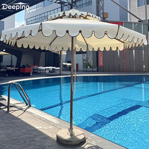 Glamping <span class=keywords><strong>White</strong></span> Fringe Patio Sombrilla de playa de marca Sombrillas para exterior Madera y negro - Product Image 1