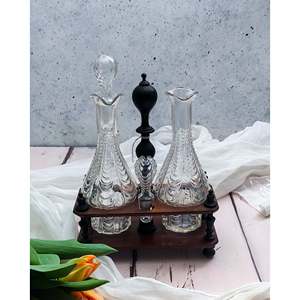 Juego de Aceite y Vinagre con Dos Botellas de Vidrio Soplado y Base de Madera, Principios del Siglo XX - Product Image 4