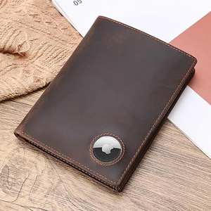 Cartera para Pasaporte de Cuero, Portadocumentos con Bloqueo RFID, Múltiples Ranuras para Tarjetas, Compatible con AirTag, Color Marrón Oscuro, Primavera 2024 - Product Image 1