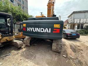 Excavatrice d'occasion Hyundai 220LC-9S à bas prix, puissante, sur chenilles, hydraulique, peu d'heures de fonctionnement, pour la construction, avec certification CE - Product Image 6