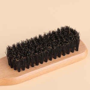 Cepillo para Barba Natural con Cerdas Iónicas y Mango de Madera de Haya, Peine para Cabello con Dientes Densos de Crin de Cerdo, Peine de Paleta para Limpieza Facial y Uso en Salón - Product Image 4