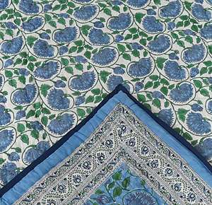 Edredones Kantha de alta calidad hechos a medida, amplia gama de diseños e impresiones multicolores rellenos de algodón para el hogar y los hoteles - Product Image 6