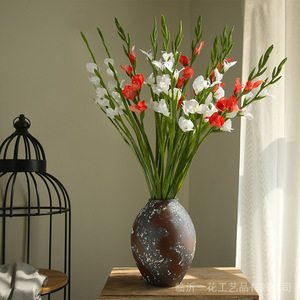 Bouquet de gladioles artificielles Yihua Floral Art, fleurs en soie rouge, décoration minimaliste moderne pour la maison - Product Image 4