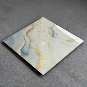 Carrelage de sol en porcelaine poli de luxe moderne personnalisé imprimé avec un aspect de marbre bleu or 600x600 pour salon et chambres à coucher - Product Image 4