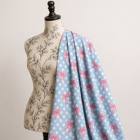Bestseller Organischer Gekämmter 100% Baumwoll-Popeline-Stoff Niedlicher Polka-Dot-Schleifenprint für Mädchenkleider Umweltfreundlich Individuelle Bestellungen Möglich