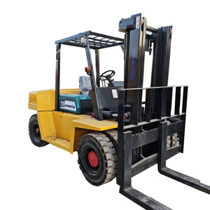 Original Komatsu FD70 7 Ton Diesel Forklift Solid Tire Design For Rough Road Working <b>Environment</b> - Product Image 1