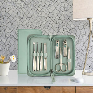 Vente flash - Trousse de manucure pour bébé en acier inoxydable, kit professionnel de coupe-ongles électriques avec étui cadeau en cuir - Product Image 3