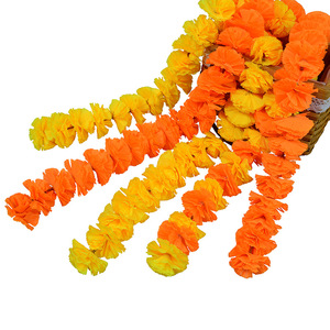 Corona de flores de caléndula Dongchen Crafts de 100cm-200cm, flores artificiales de seda para decoraciones de bodas y Halloween - Product Image 1