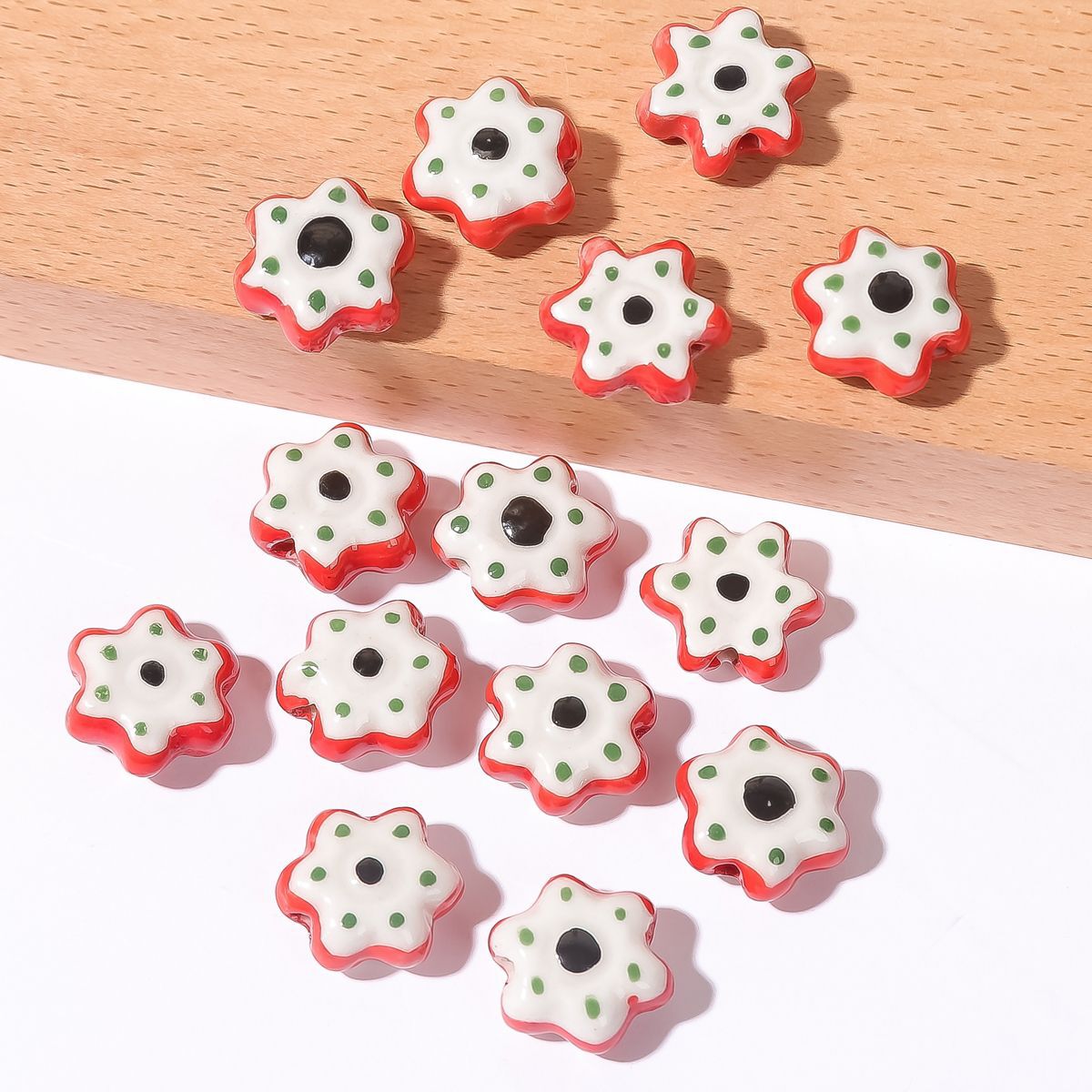 Wholesale New Style Hand-Painted Flower Ceramic Beads DIY Loose Porcelain Beads for Necklace Bracelet Making