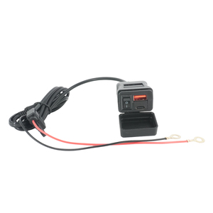 ที่ชาร์จ USB สำหรับมอเตอร์ไซค์แบบติดกระจกมองหลังพร้อมสวิตช์วัดแรงดันไฟฟ้า 12V 48W USB C PD 30W QC3.0 - Product Image 1