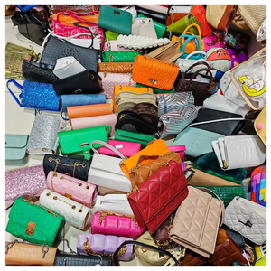 Sacs à bandoulière de créateurs de mode de haute qualité, emballage mixte, livraison aléatoire, sacs à main vintage pour femmes, sacs d'occasion - Product Image 1